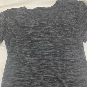 Lululemon swiftly tech